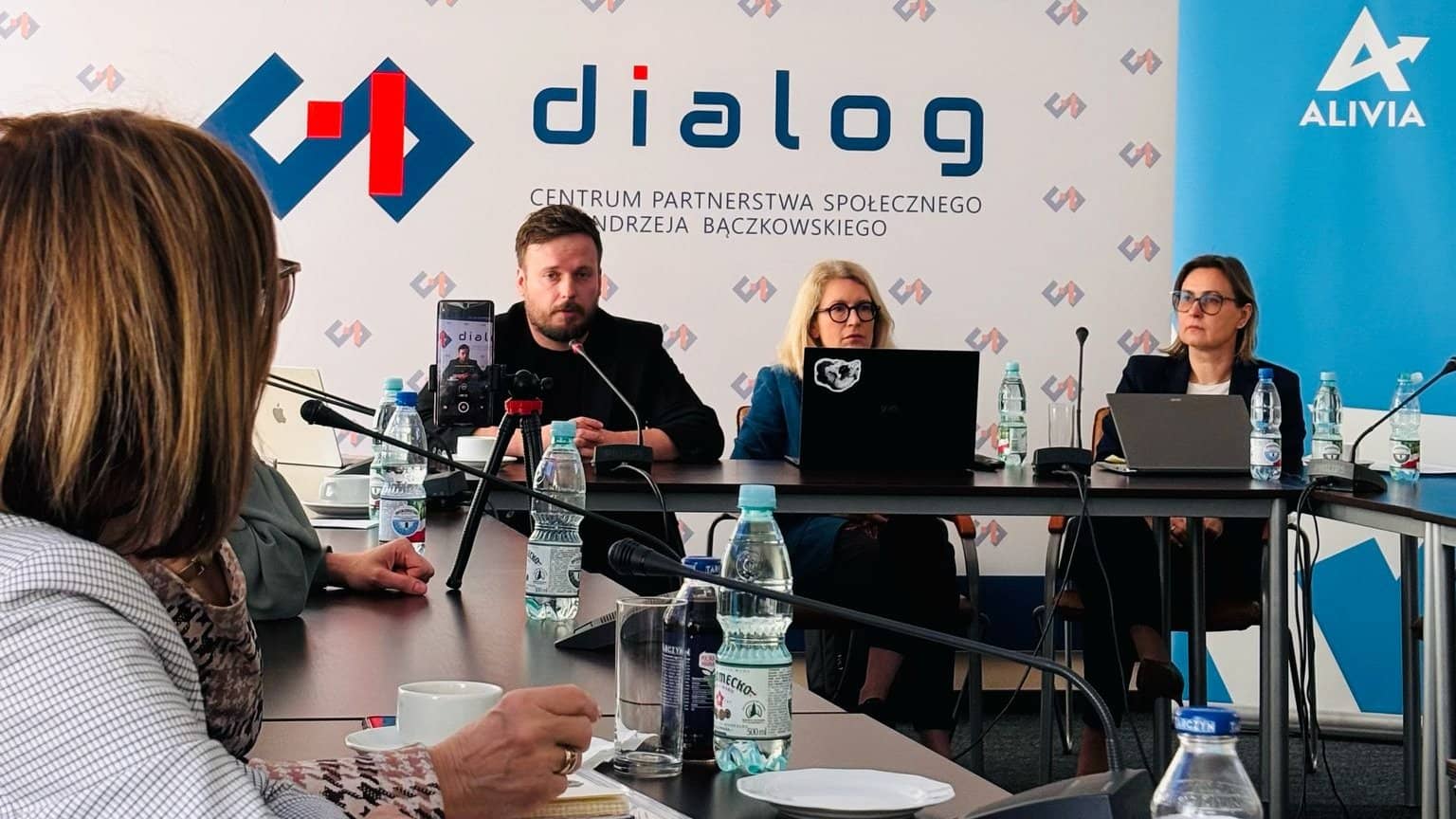 Apel do Senatorów RP: 30 organizacji wzywa do odrzucenia projektu obniżającego składkę zdrowotną dla przedsiębiorców