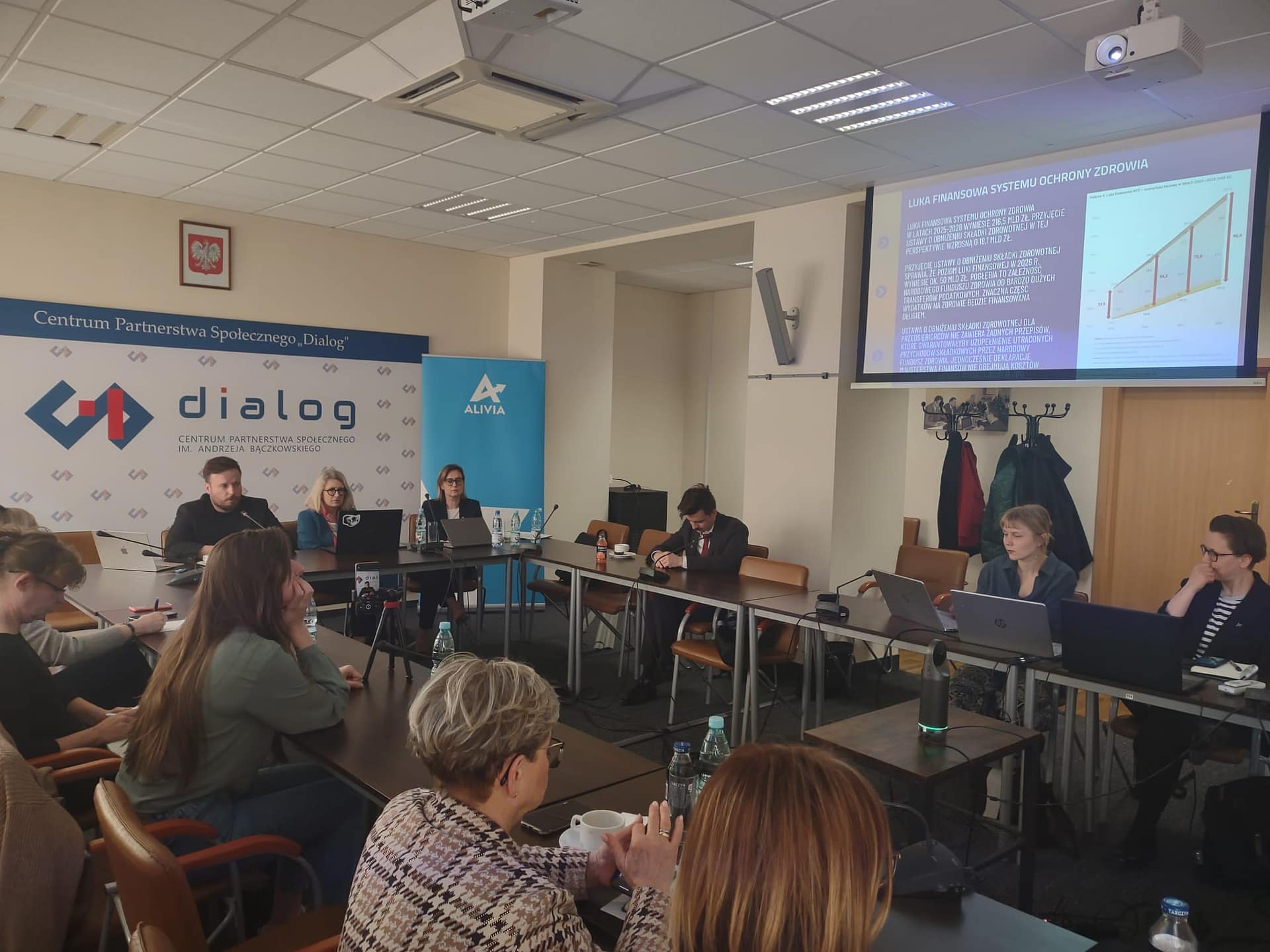 Wspólny apel organizacji pacjenckich, związków zawodowych i samorządów zawodów medycznych o prezydenckie weto w sprawie obniżenia składki zdrowotnej dla przedsiębiorców 