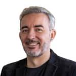 Asensio RodríguezDirector generalFormado en Ciencias Audiovisuales por la Universidad Complutense de Madrid, Asensio Rodríguez se especializó posteriormente en Marketing y en Gestión de Entidades sin ánimo de lucro en ESADE. Hasta su llegada a la Fundación Alivia fue director general de la Fundación Vicente Ferrer. Anteriormente formó parte del equipo de liderazgo internacional de Greenpeace y dirigió la organización ecologista en España, Argentina, Colombia, Chile y Brasil.